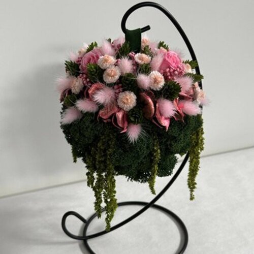 Kabanti stabilizuotų augalų puokštė