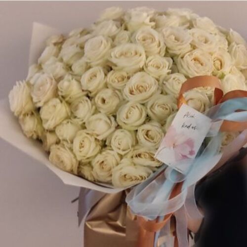 101 rožių puokštė