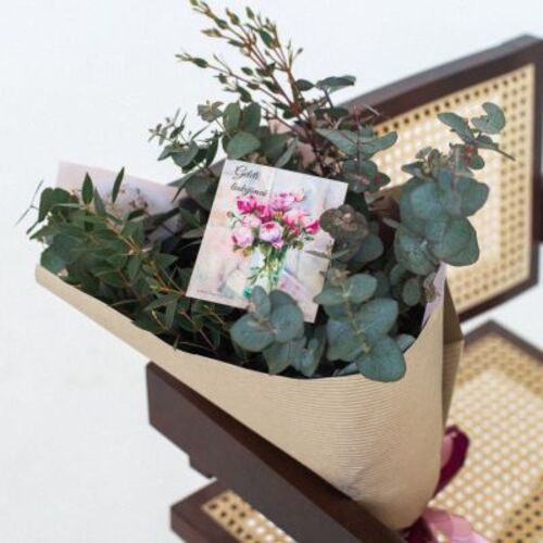 Puokštė "Eukaliptų giraitė"