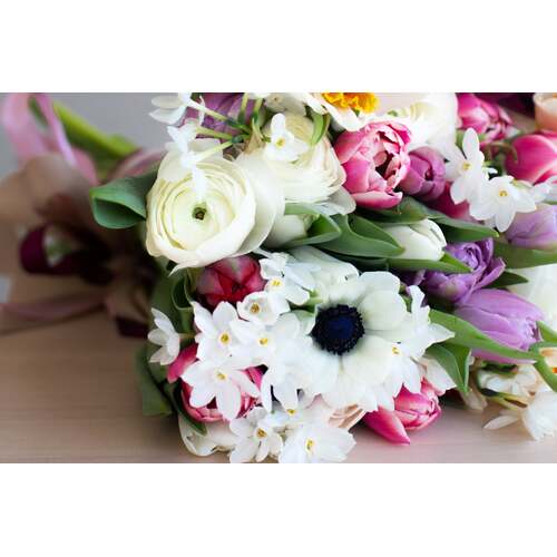 Sezoninių gėlių puokštė 2