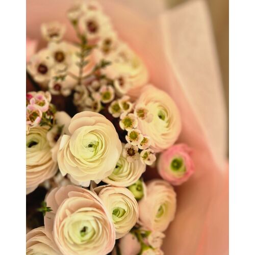 Gėlių puokštė "Vėdrynų magija" 2