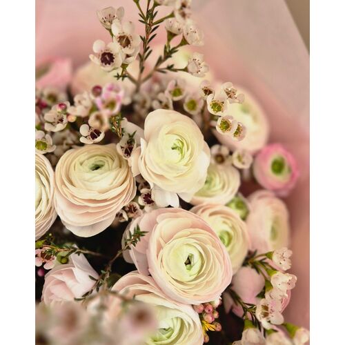 Gėlių puokštė "Vėdrynų magija" 1